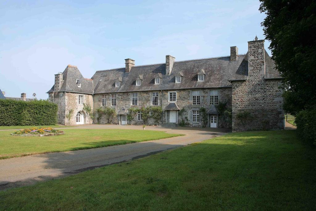 Le Logis D'equilly Couette-café